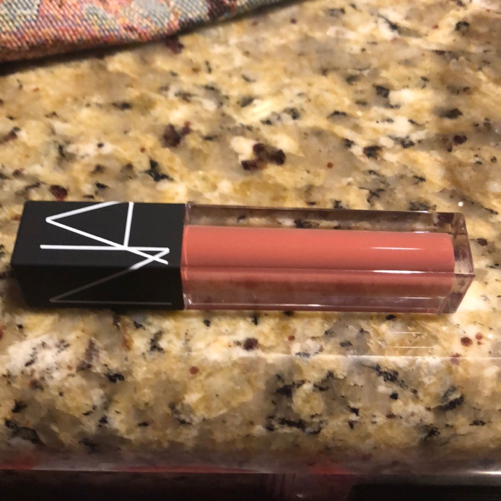 HOST PICK!! NWT nars velvet lip glide - Picture 3 of 8